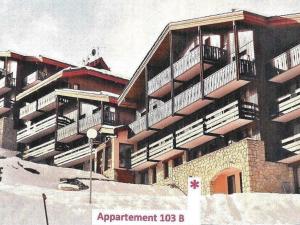 Appartement rénové proche piste avec parking à Courchevel - FR-1-514-48