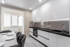 Vas’ apartment