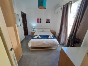 St Julians Sliema Penthouse 3 minutes walk from seafront