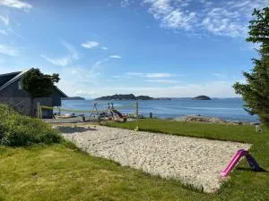 House by sea - Bergen, Norway. Free boat. - Kvaleim House by sea - Bergen, Norway. Free boat. - Kvaleim