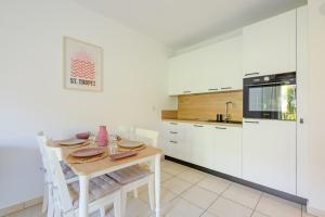 Appartements Appartement Lardier - Residence le clot des Sarments - Welkeys : photos des chambres