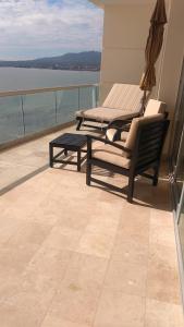 Bucerias, Beachfront Penthouse