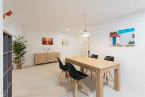 Amplio Apartamento Cerca Centro Histórico y Turia 5pax 2 Bath