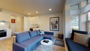 1BR and Sofabed at Whistler on the Lake, Lakefront, Serene Setting, Wood Burning Fireplace