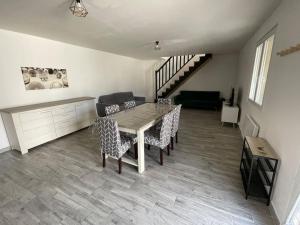 Au petit Olivier, Appartement avec jardin et piscine