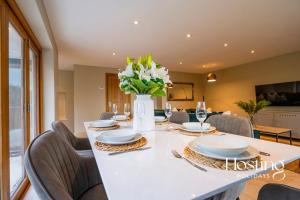 The Lookout - 2 Bedroom Annex With Parking