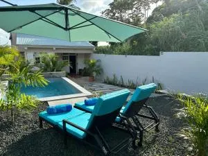 Villa Elise Jolie Maison , Piscine, WiFi, pour 7 personnes - Morne Vert