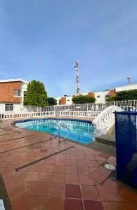 Casa frente al centro comercial Guatapuri - Pozo de Hurtado