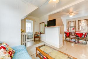 Cozy Niagara Falls Cottage with Gas Grill and Patio!