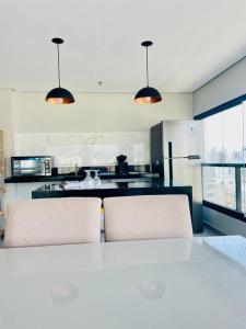 Lindíssimo apartamento vista mar 600m da praia