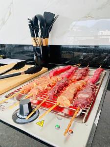 Lindíssimo apartamento vista mar 600m da praia