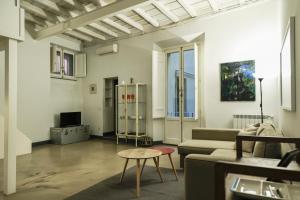 Stylish Roman Loft in Monti area, near Colosseum