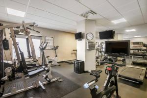 Best Western Plus Brunswick Inn & Suites