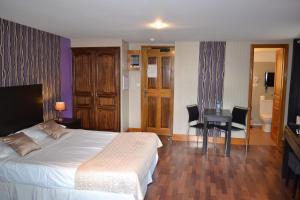 Hotels Le Domaine des Cigognes : photos des chambres