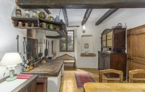 Apartments with a parking space Groznjan, Central Istria - Sredisnja Istra - 21011