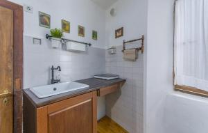 Apartments with a parking space Groznjan, Central Istria - Sredisnja Istra - 21011