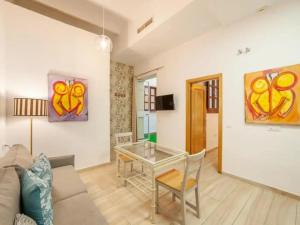 MonKeys Apartments Castilla Triana