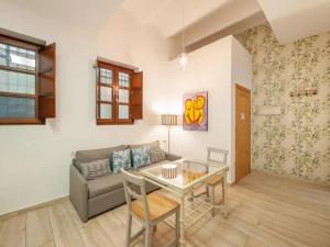 MonKeys Apartments Castilla Triana