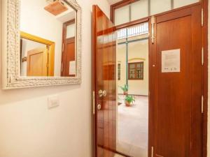 MonKeys Apartments Castilla Triana