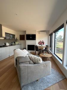 Pomonal Estate Villas