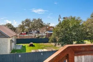 Salt Block - French Serenity Suite 3 - Pipe Creek