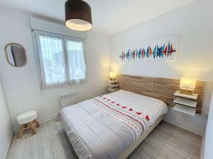 Appartements Joli T2 en front de mer avec acces direct plage, terrasse privative, parking et Wi-Fi gratuit - FR-1-361-45 : photos des chambres