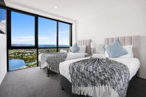 Surfers Paradise - Stunning Views & Resort Luxuries Sleeps 10 - Optimise BNB