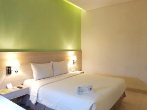 Whiz Prime Hotel Kelapa Gading