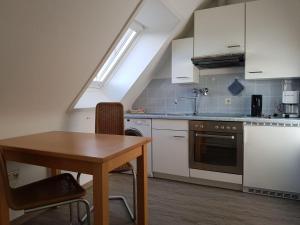 Haus Köln Ferienwohnung "Pier Ost"