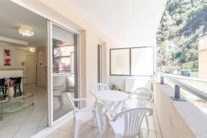 1 bedroom apartment Near Monaco Train Station