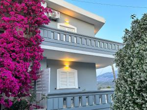 Glikanisos House Nipos - ideal for hikers and families 2bd, 6pl, 10min to beach