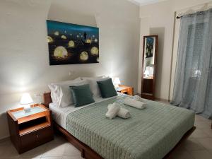 Glikanisos House Nipos - ideal for hikers and families 2bd, 6pl, 10min to beach