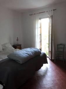 Villas “La Demie Tour” view on The Mont Ventoux. : photos des chambres