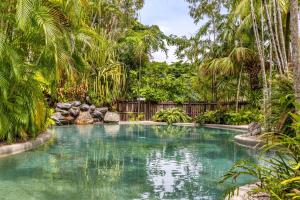 Tropic Retreat