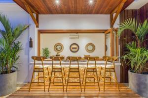 Villa Lima - 5 bdrs, BBQ, Living room with Ac and private pool