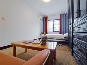 Seeking Flavors in Chengdu Renmingzhonglu Road - 2hvězdičkové hotely ve městě Čcheng-tu