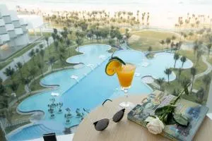 The Western Seaview Cam Ranh Condotel - فان رانغ