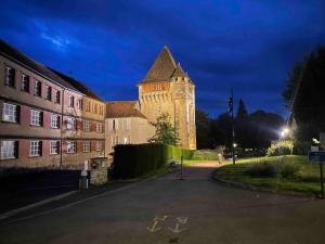"La Frenchy" proche Gare, centre ville de Nevers,