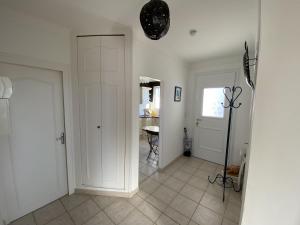 Appartements Magnifique appartement dans maison : photos des chambres