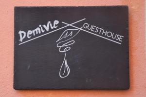 DEMIVIE GUESTHOUSE