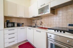 Carlotta - Italian Living