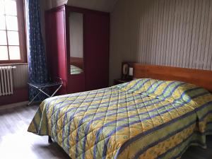 Hotels Logis hotel & Restaurant - Auberge de la Foret : photos des chambres