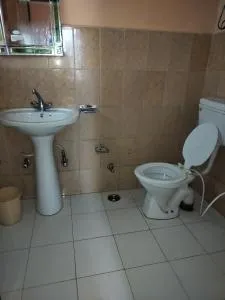 River Land Guest House - Anantnāg