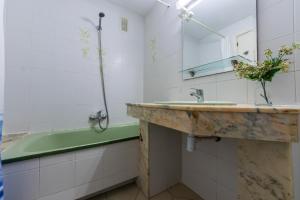 NOVELTY III Arysal 4