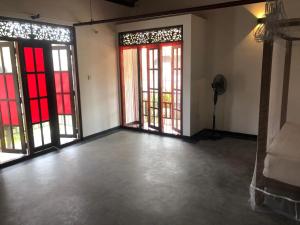 Whynot Apartment Hikkaduwa