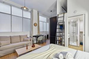 Studio Jardin du Luxembourg by Studio prestige