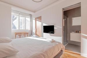 Champs Elysées Stylish Flat 2BR 6PPL