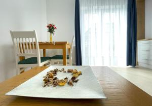 Bella Vista Studio with Balcony