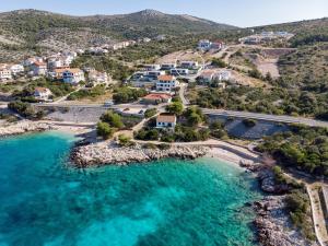 Seaview Villa Dolac with heated pool, a Hot tub, Finnish sauna and Billiards