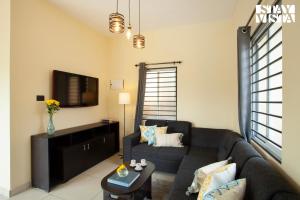 StayVista at Palm Tree Homes with Complimentary Breakfast, BBQ Grill and Pet-Friendly Home